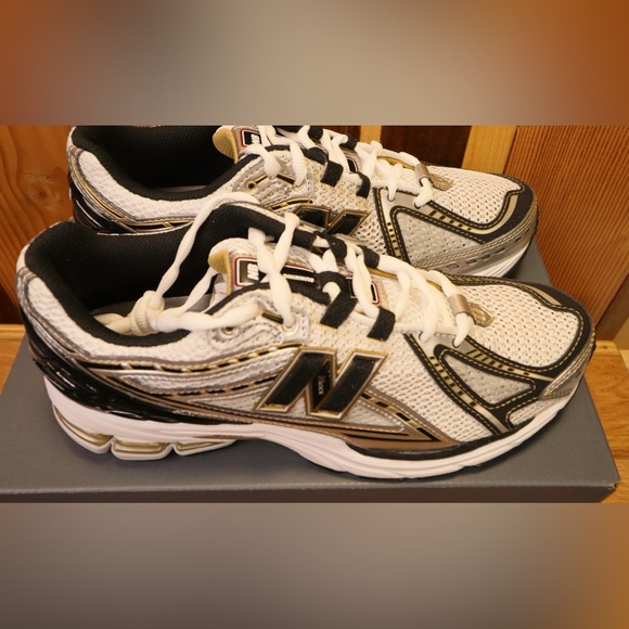 New Balance 1906R Sz 8 Men’s Gray/Brown - New, Ripped Box Corner - Picture 5 of 9